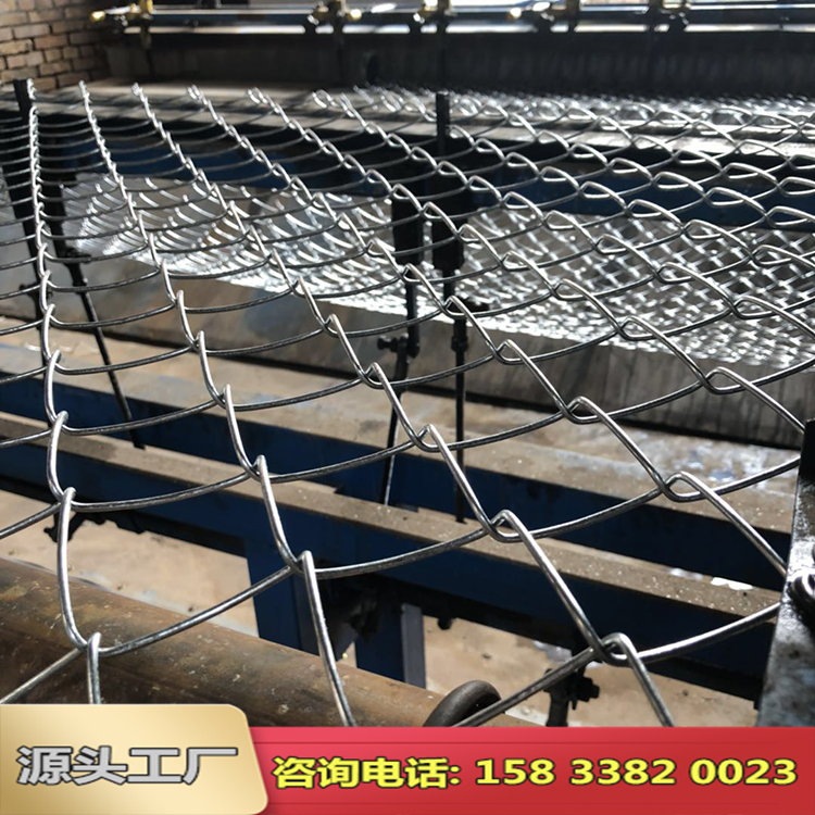 運(yùn)城礦用鐵絲菱形網(wǎng)圖片2